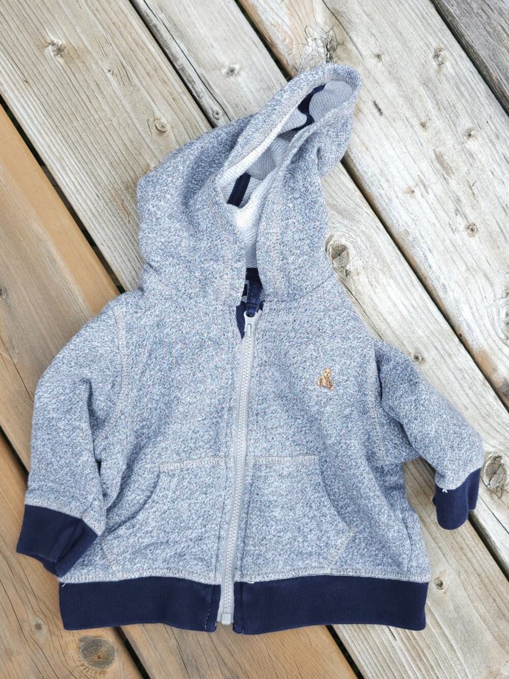 ADORABLE BABY GAP HOODIE 6-12 MONTHS Brannan Bear